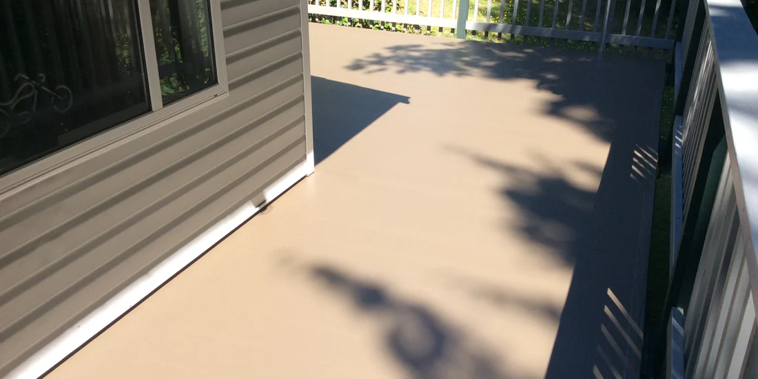 What is Deck Paint That's Rubberized: A Comprehensive Guide