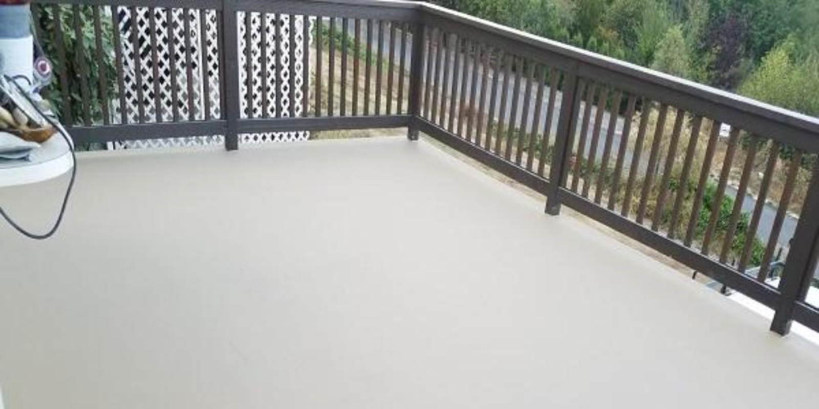 Difference Between Painting & Staining Decks Liquid Rubber